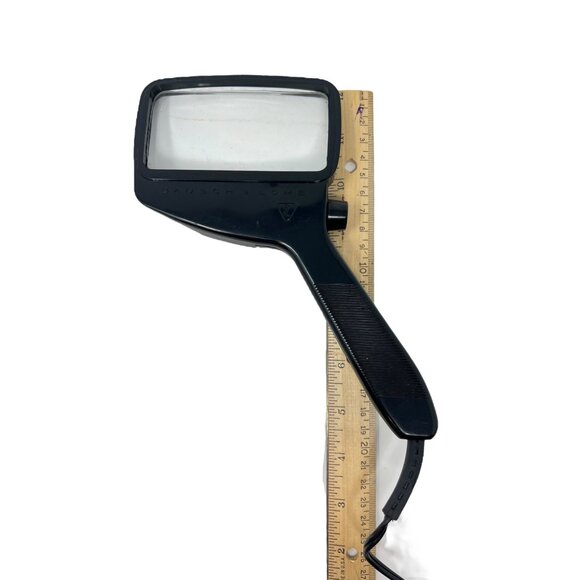 Bausch & Lomb Illuminated Rectangular Reader Magnifying Glass Plug-in New Bulb - Picture 4 of 5